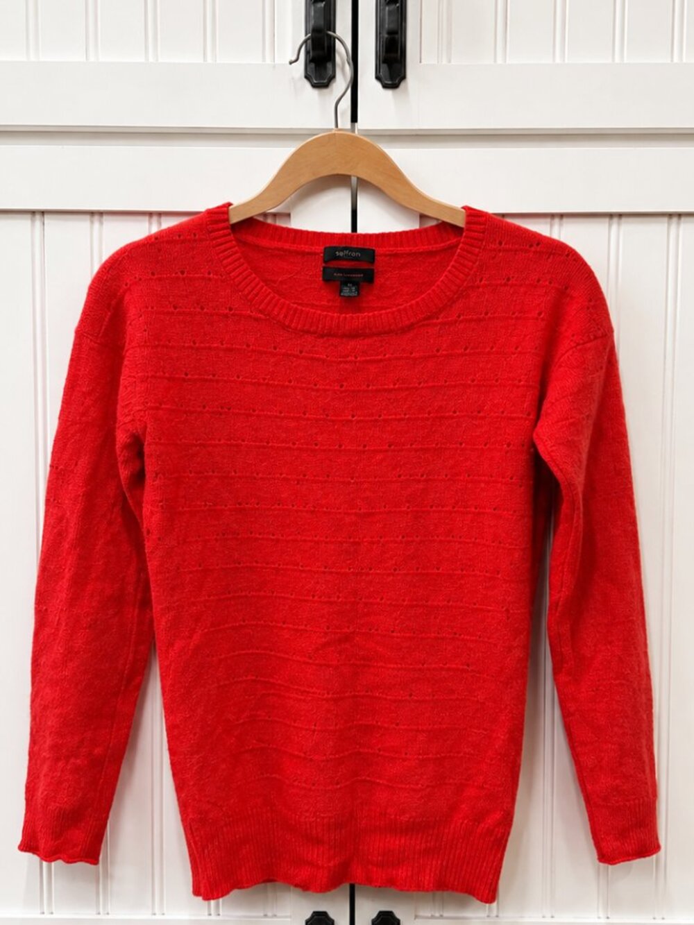 Saffron 100% Cashmere Red Crewneck Sweater Women’s Size Medium - Picture 1 of 5